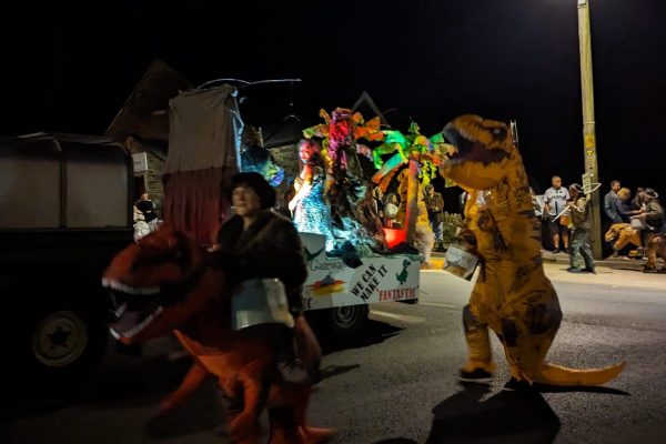 dinosaur round corner dinosaur round corner